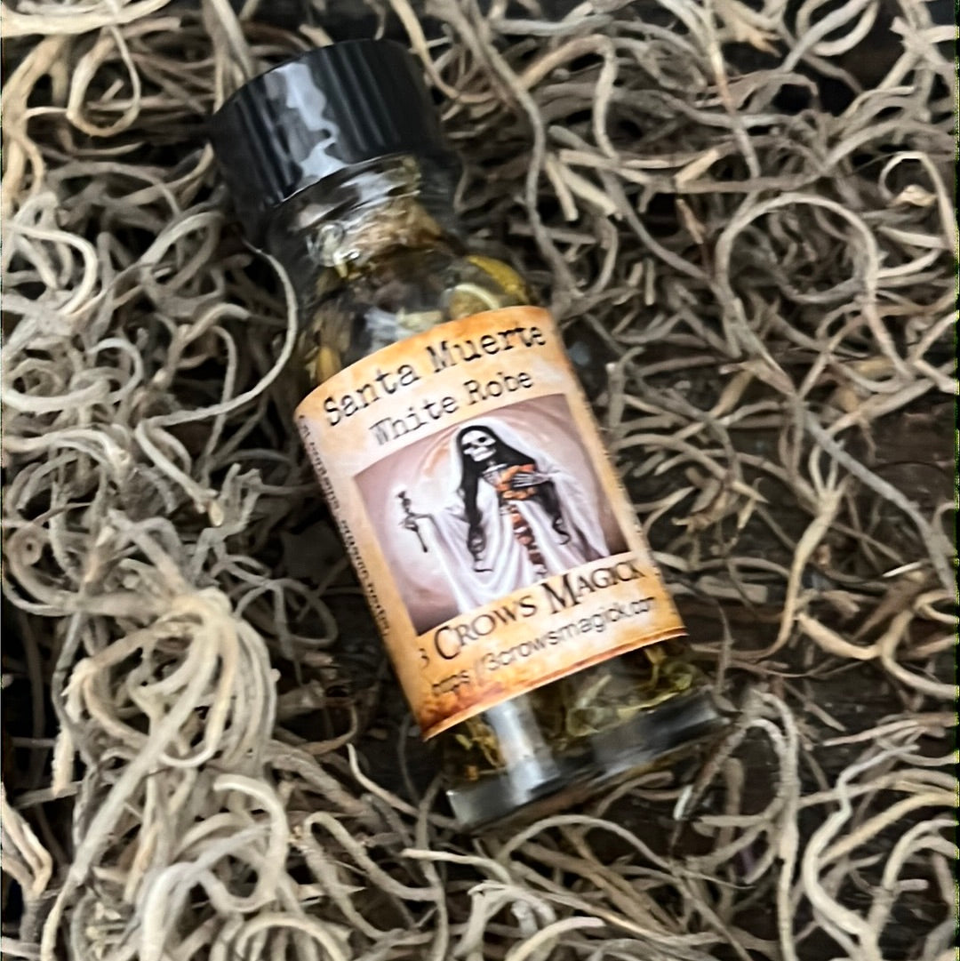 Santa Muerte (White Robe) Oil