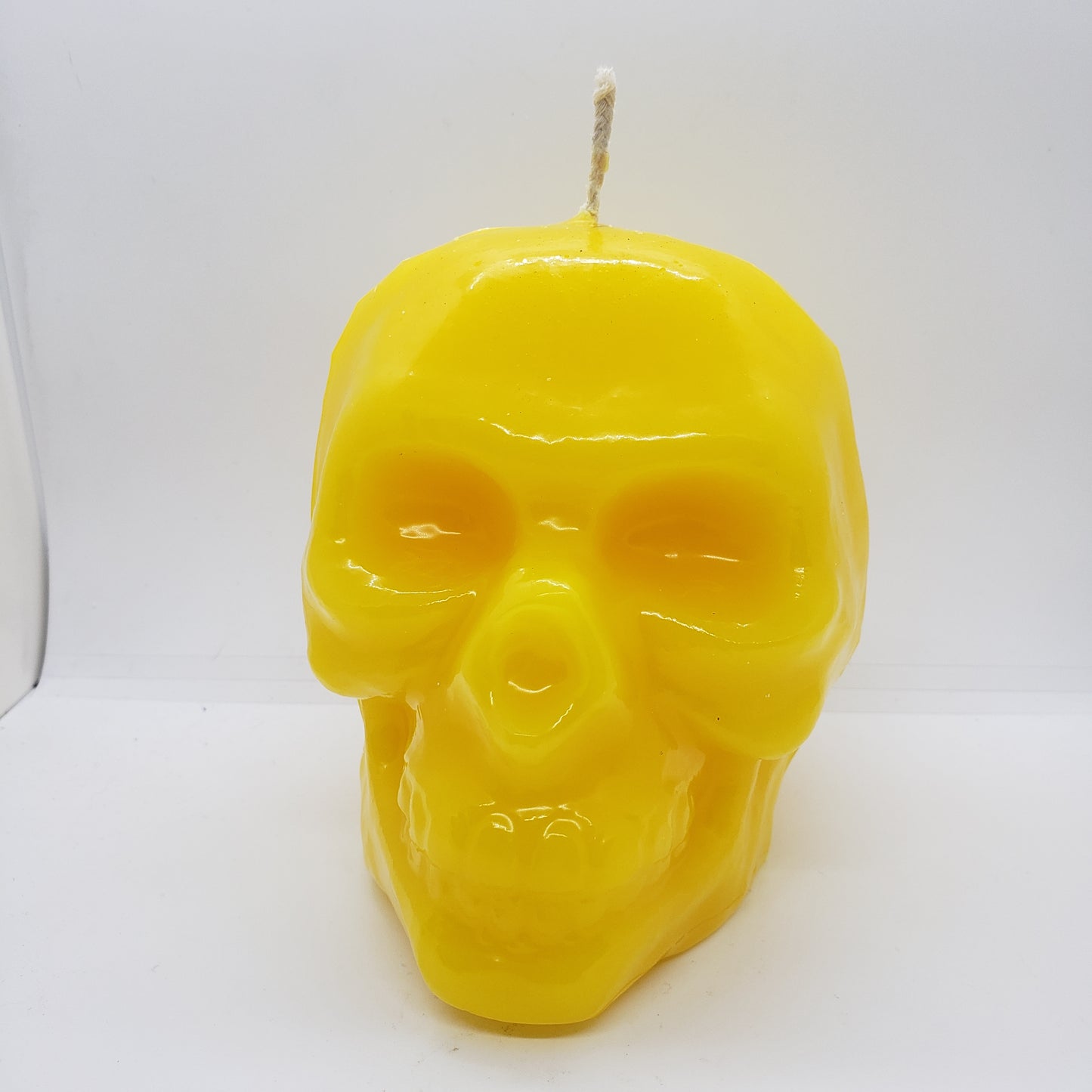 Skull Candle (Large)